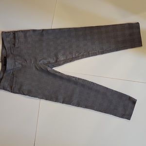 Zac & Rachel Size 10, plaid pull on pants. Black, white & grey.